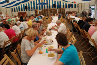 Echt Nökercher Erbsensuppe (10.06.2014) #55