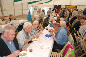 Echt Nökercher Erbsensuppe (17.05.2016) #25