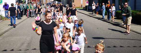 Festumzug des Kita-Königspaars (07.06.2019)